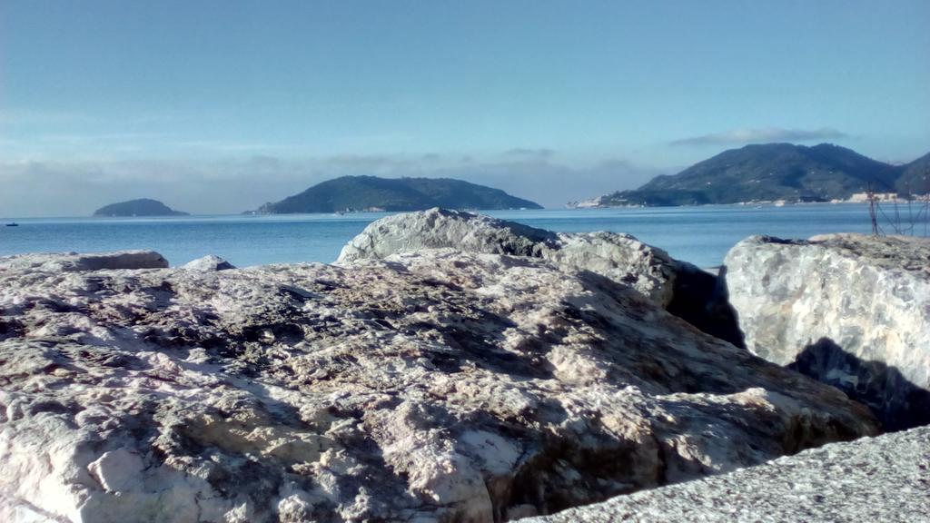 Locanda Del Sole Nero سان تيرينزو المظهر الخارجي الصورة